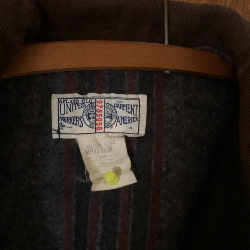 Mid length button jacket - Picture 4 of 4